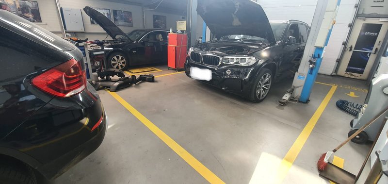 bForce Motor Squad - Service Auto Dedicat BMW